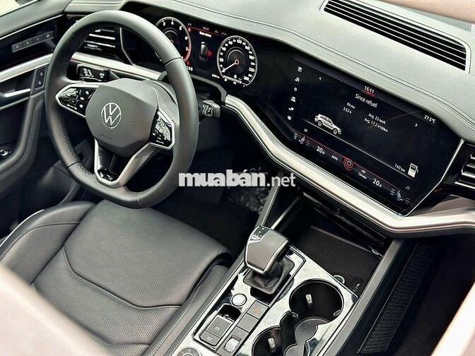 Volkswagen Touareg 2023, 699 triệu nhận xe