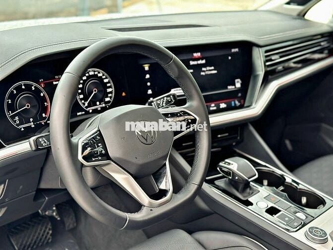 Volkswagen Touareg 2023, 699 triệu nhận xe