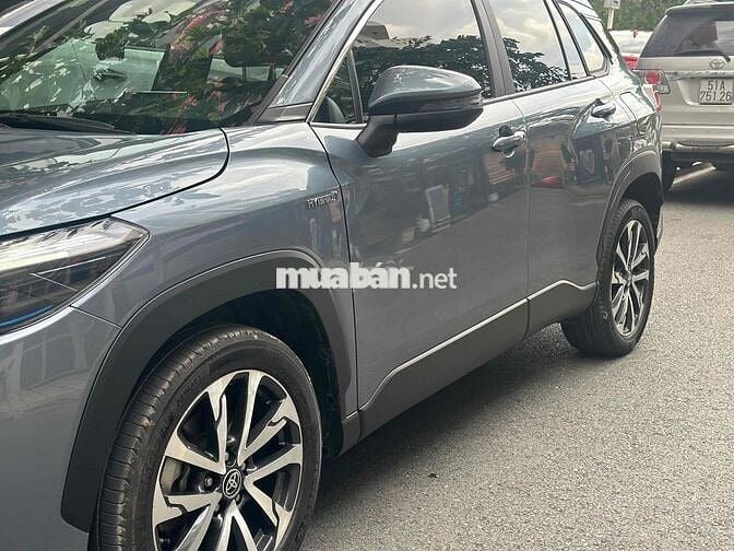 Siêu phẩm mới về Toyota Corolla Cross Hybris's