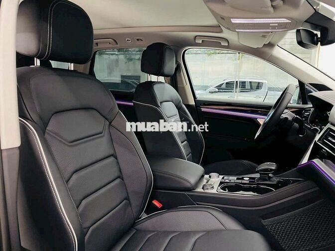 Volkswagen Touareg 2023, 699 triệu nhận xe