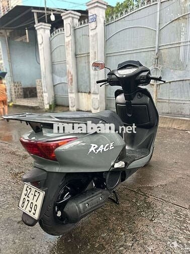 Bán chiếc xe Honda SCR Fi