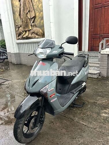 Bán chiếc xe Honda SCR Fi