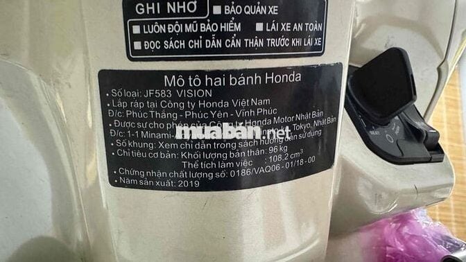 Vision 2019 chính chủ còn mới đẹp mới chạy 20k km