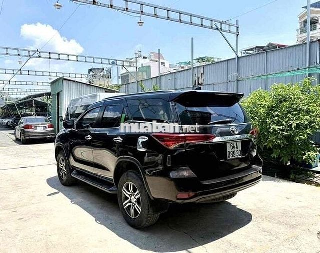 Toyota Fortuner 2.4G 4x2AT 2020 - 87000km