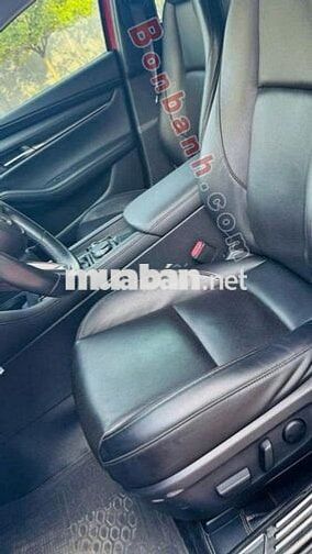 Mazda 3 1.5L Luxury – 2021-Màu đỏ