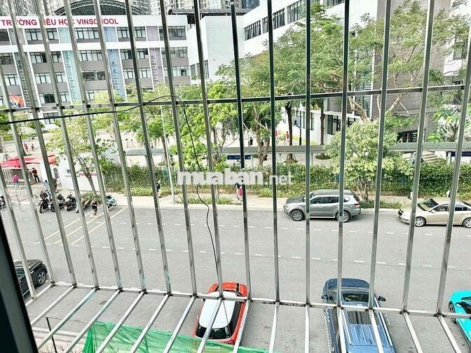 GIÁ SIÊU RẺ - STUDIO CỬA SỔ TRỜI - MÁY GIẶT RIÊNG - GẦN LANDMARK