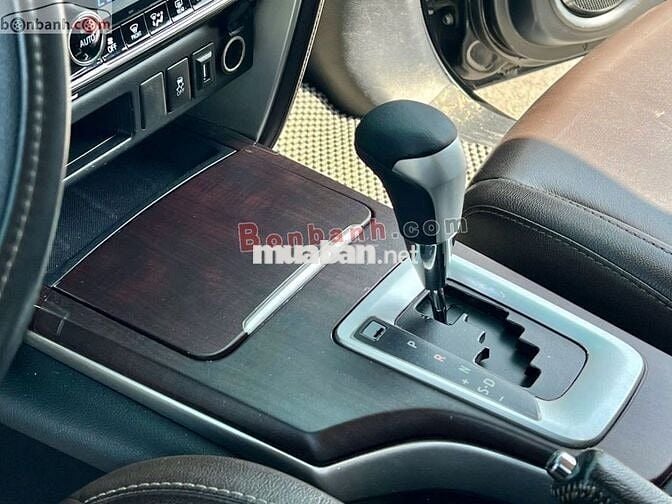 Toyota Fortuner 2.7V 4x2 AT 2017