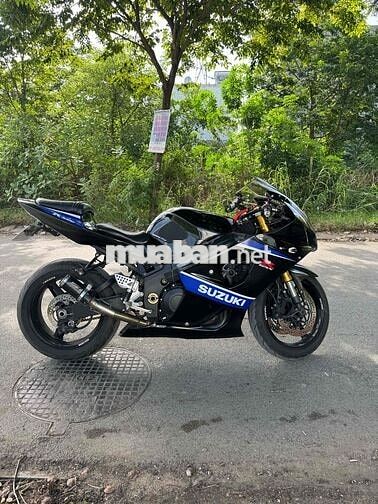 suzuki 1000cc