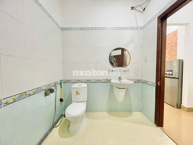 Cho Thuê Căn Hộ Cửa Sổ Tách Bếp ở Đinh Bộ Lĩnh gần ĐH Ngoại Thương