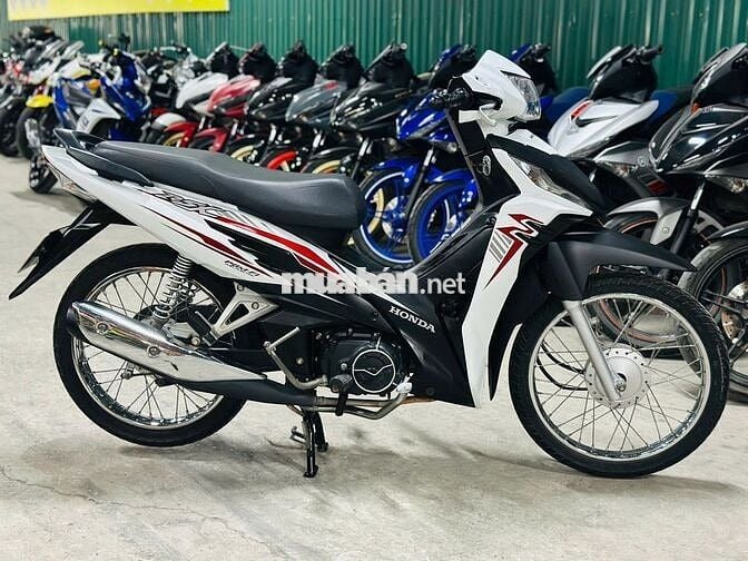 XE MÁYTHANH TÙNG_WAVE RSX FI TRẮNG BIỂN 29 BAO ZIN