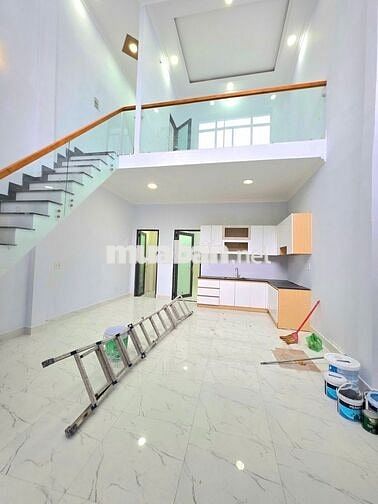 Bán nhà 5x11 giá rẻ 3 tỷ 490 sổ hồng riêng – hẻm 6m xe hơi – Huỳnh