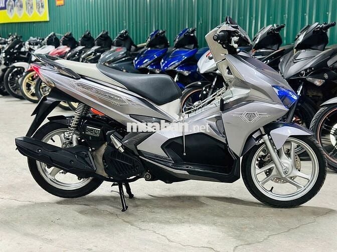 XE MÁYTHANH TÙNG_AIR BLADE 125 BIỂN 29 KHÓA SMK