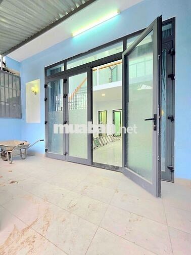 Bán nhà 5x11 giá rẻ 3 tỷ 490 sổ hồng riêng – hẻm 6m xe hơi – Huỳnh