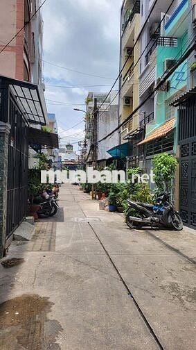 Hẻm 5m 568/16 Lạc Long Quân Q11 4,5x190m 1L 3pn nhà mới