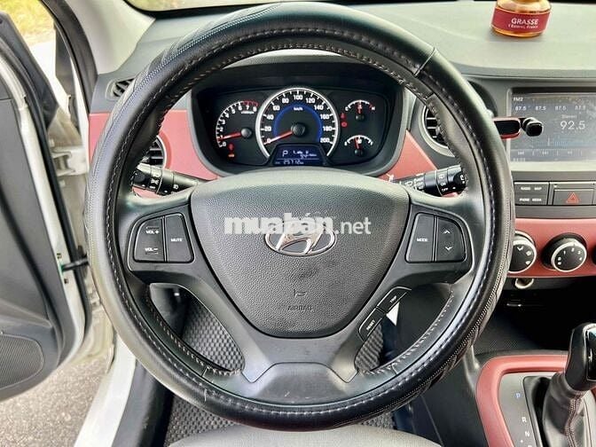 i10 HB 1.2AT ĐK 01/2020 lăn bánh mới 25.000km