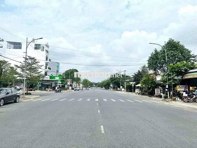 Cho thuê nhà mặt tiền đường 1b khu văn cư nam long