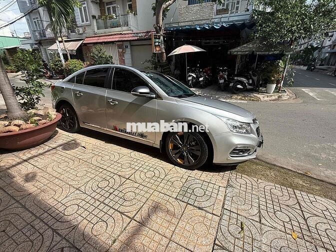 Chevrolet Cruze 2015 LTZ 1.8 AT - 83000 km