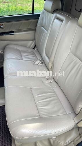 Toyota Fortuner 2012 2.7V