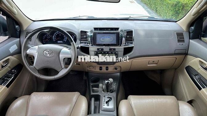 Toyota Fortuner 2012 2.7V