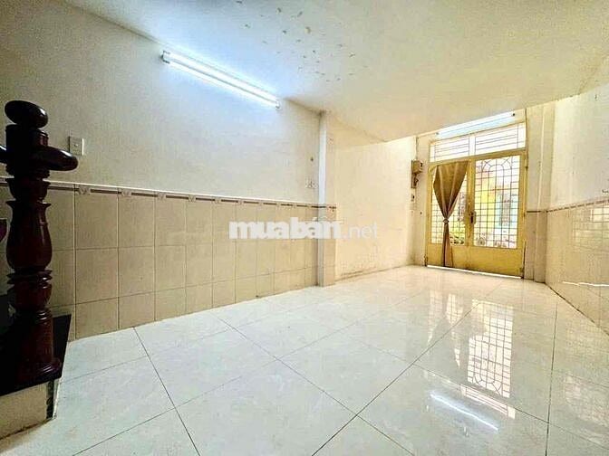 Nhà Nguyên Căn 8Tr/Tháng 3 tầng 2PN2WC Cư Xá Đô Thành Q3 gđ ở, sv ghép