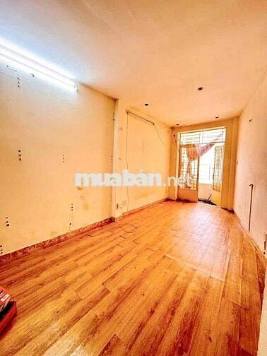 Nhà Nguyên Căn 8Tr/Tháng 3 tầng 2PN2WC Cư Xá Đô Thành Q3 gđ ở, sv ghép