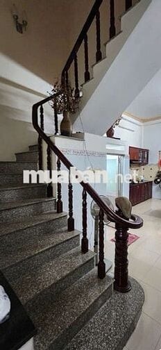 NHÀ 3 TẦNG BTCT - HẺM XE HƠI - THÔNG LÝ PHỤC MAN - 76M2 - chỉ 6.5 tỷ.