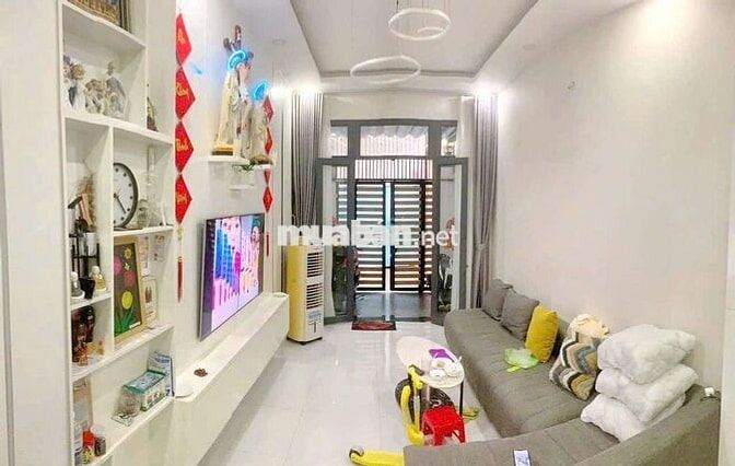 7ty2 thương lương nhà hẻm XBG cách măt tiền chín50m