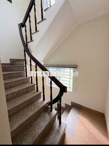 Mặt tiền Nguyễn Thái Bình  – Nhà mới 4 tầng, giá chỉ 10.8 tỷ