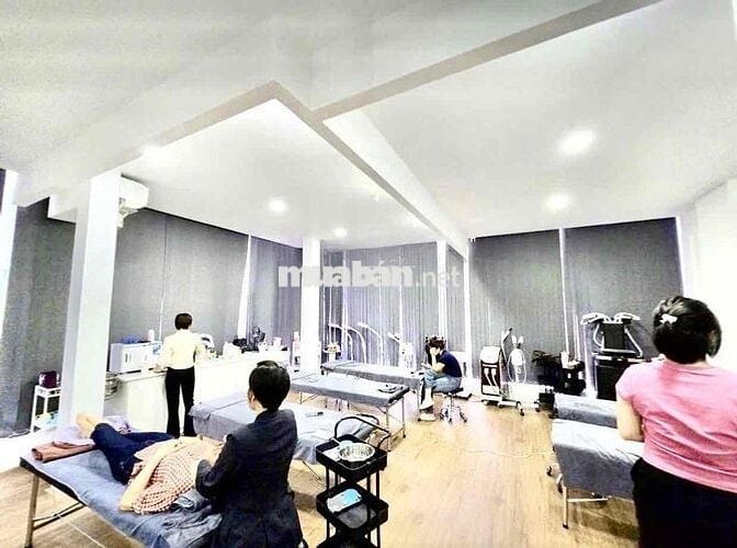 SIÊU PHẨM GÓC 2 MẶT TIỀN ỐP KINH CỰC SANG 506A Đường 3 Tháng 2-P12-Q10