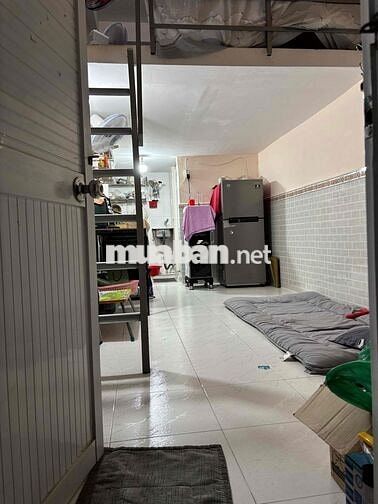 cho thuê phòng trọ ngay vòng xoay Lê Đại Hành. diện tích 15m2