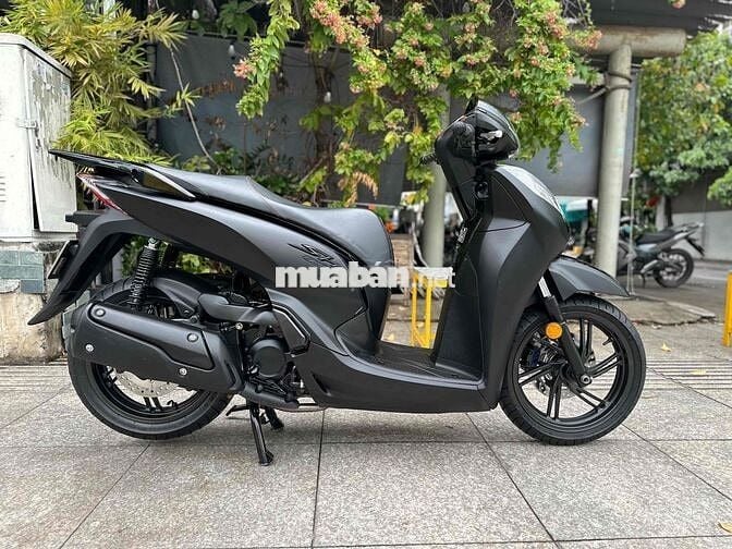 sh 300i 2020 chữ T black total bstp ngây chủ