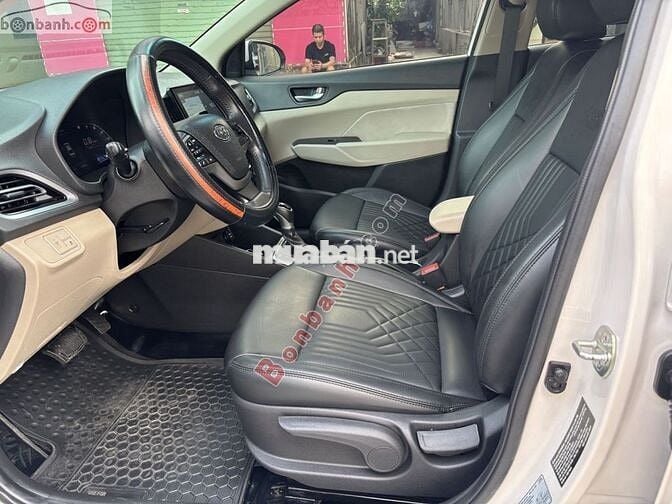Hyundai Accent 1.4 AT 2023