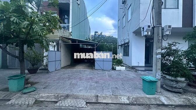 BÁN LÔ ĐẤT KẸP CỐNG ĐƯỜNG THANH LƯƠNG 28 , HƯỚNG ĐÔNG BẮC
