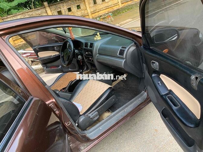 Mazda 323 2000 GLX 1.6MT - 18000 km