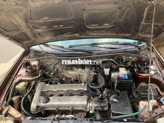 Mazda 323 2000 GLX 1.6MT - 18000 km