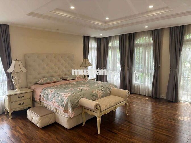 CHO THUÊ BIỆT THỰ SÂN VƯỜN SANG TRỌNG PHÚ MỸ HƯNG