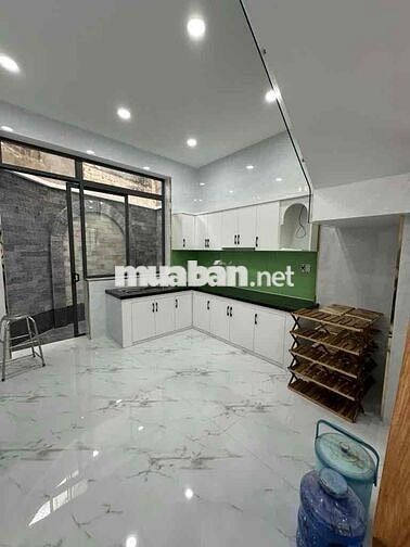 CẠNH KHU TÊN LỬA NHÀ ĐẸP 3 TẦNG ĐÚC-HXH 6M THÔNG-CHỈ 5.8 TỶ