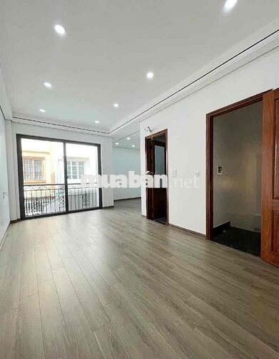 ❌PHÚC LỢI DT 42/50M x 4M MT X 5 TẦNG FULL NỘI THẤT❌