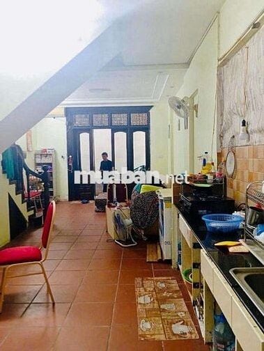 Bán gấp ! Nhà mặt ngõ phố Láng Hạ, 60m2 * 4 tầng, chỉ 15 m ra phố