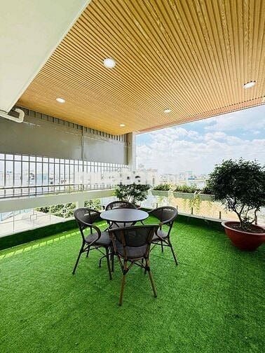 cần bán nhà 2 mặt tiền bờ kè f13 gò vấp .cách mt thống nhất 15m  .