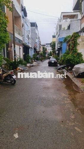 Nhà khu dân cư gia hòa . Cách nguyên văn linh 1km tiện di chuyển