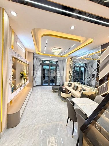 - Bán nhà SHR, hẻm 2144 Huỳnh Tấn Phát, 4mX13m, giá 4.8tỷ