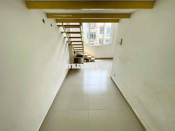 Duplex Ở Được 4 Người Kế Ngoại Thương, GTVT, Hutech