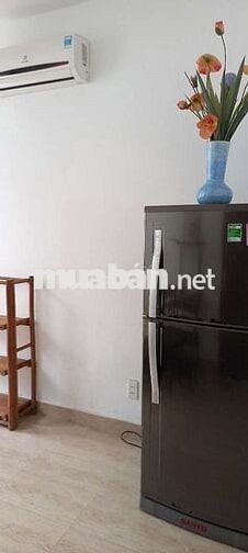 Phòng mới, đẹp, có balcon, khu an ninh, yên tĩnh