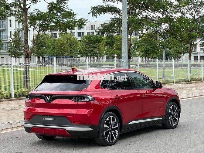 VF8 Plus 2022 GF Mua Pin Sdi đi 25.000km