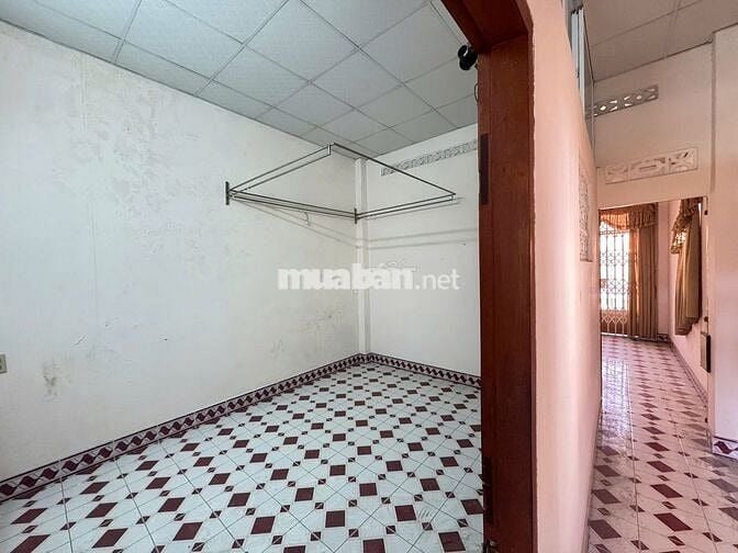 Nhà mặt tiền 2/4 Nha Trang, DT 80m2 ngang 4m phù hợp đầu tư kinh doanh