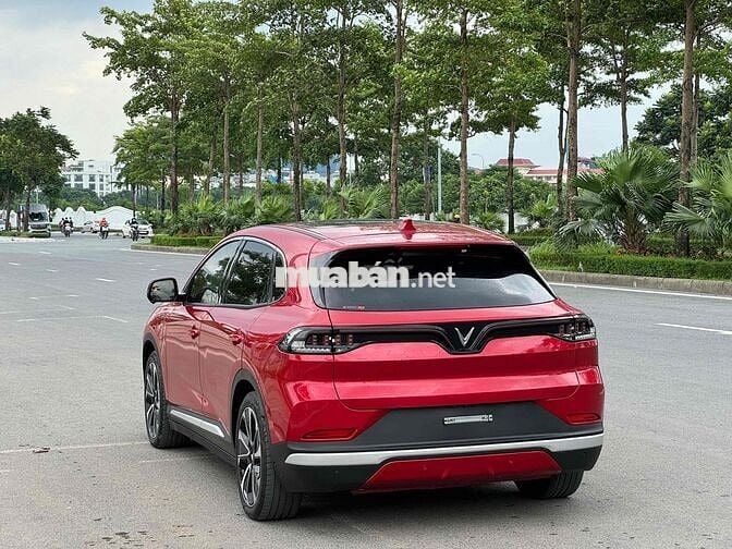 VF8 Plus 2022 GF Mua Pin Sdi đi 25.000km