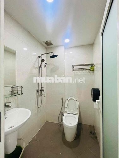 CHO THUÊ NHÀ MỚI 3 TẦNG 4PN 5WC - SÁT VẠN PHÚC ĐINH THỊ THI CHỈ 18Tr