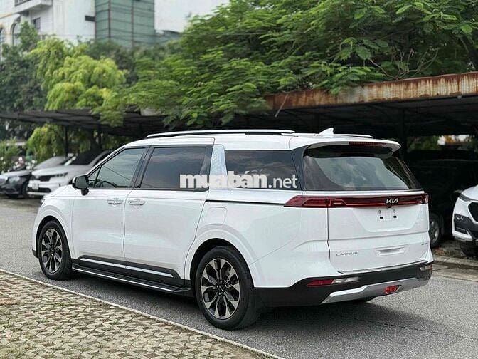 Kia Carnival 2024 Signature 2.2D - 40000 km