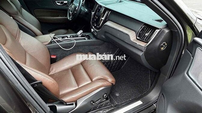 Volvo XC60 2020 T6 AWD Inscription - 53000 km